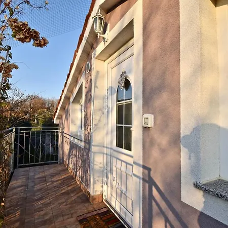 Sea View Relaxing House With Spacious Garden *